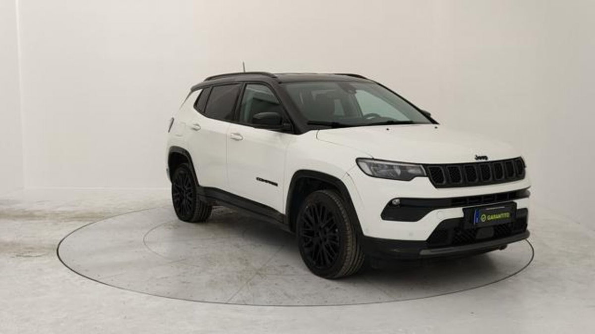 Jeep Compass 1.3 turbo t4 phev Trailhawk 4xe auto (7)
