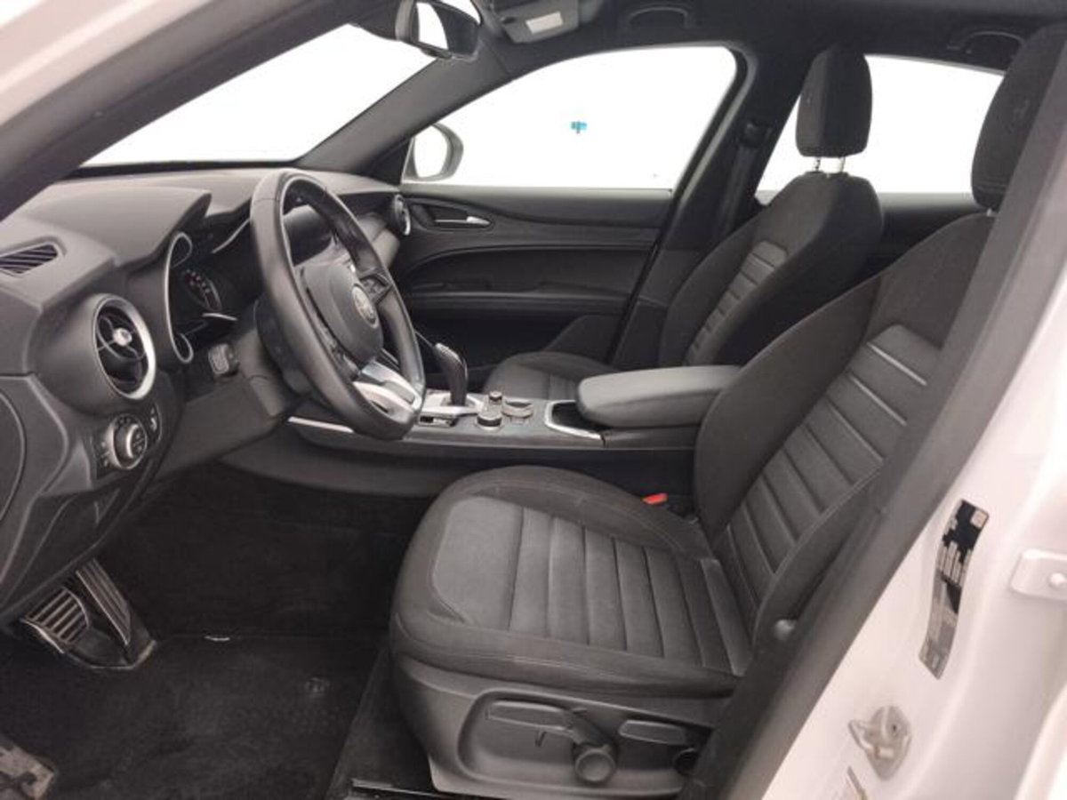 Alfa Romeo Stelvio Stelvio 2.2 Turbodiesel 190 CV AT8 Q4 Super Business (11)