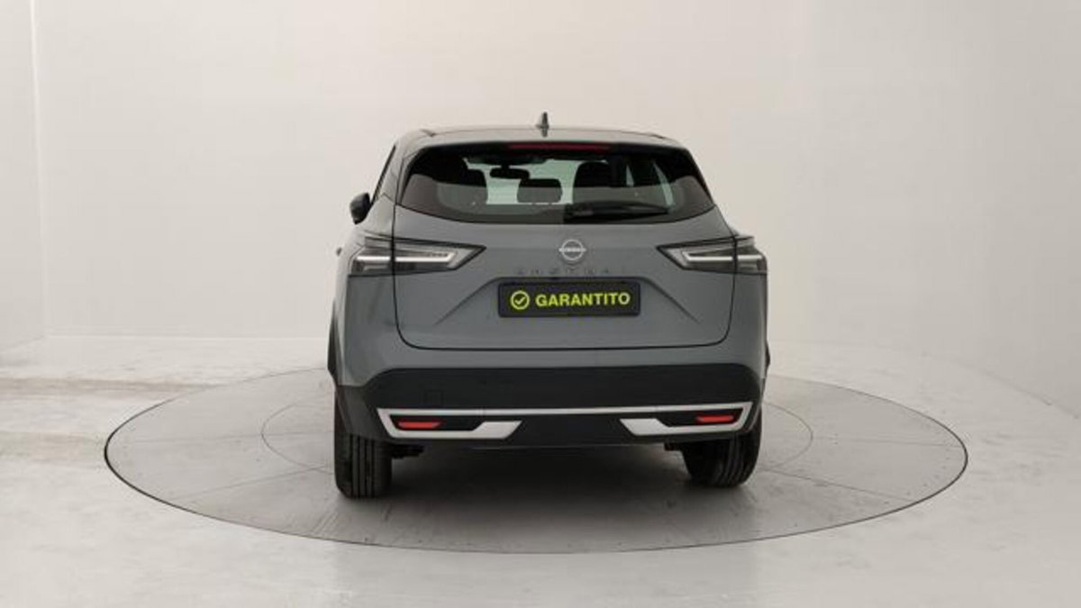 Nissan Qashqai 1.3 mhev Acenta 2wd 140cv (4)