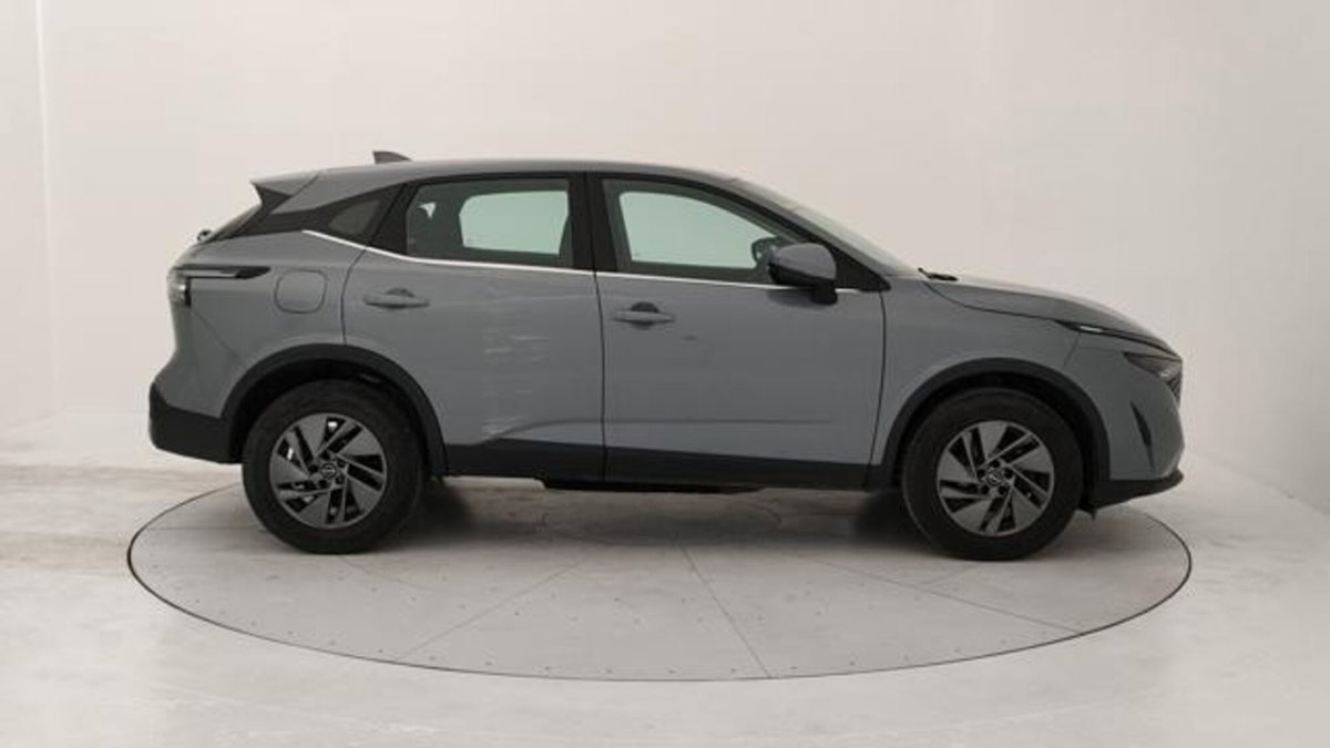 Nissan Qashqai 1.3 mhev Acenta 2wd 140cv (6)