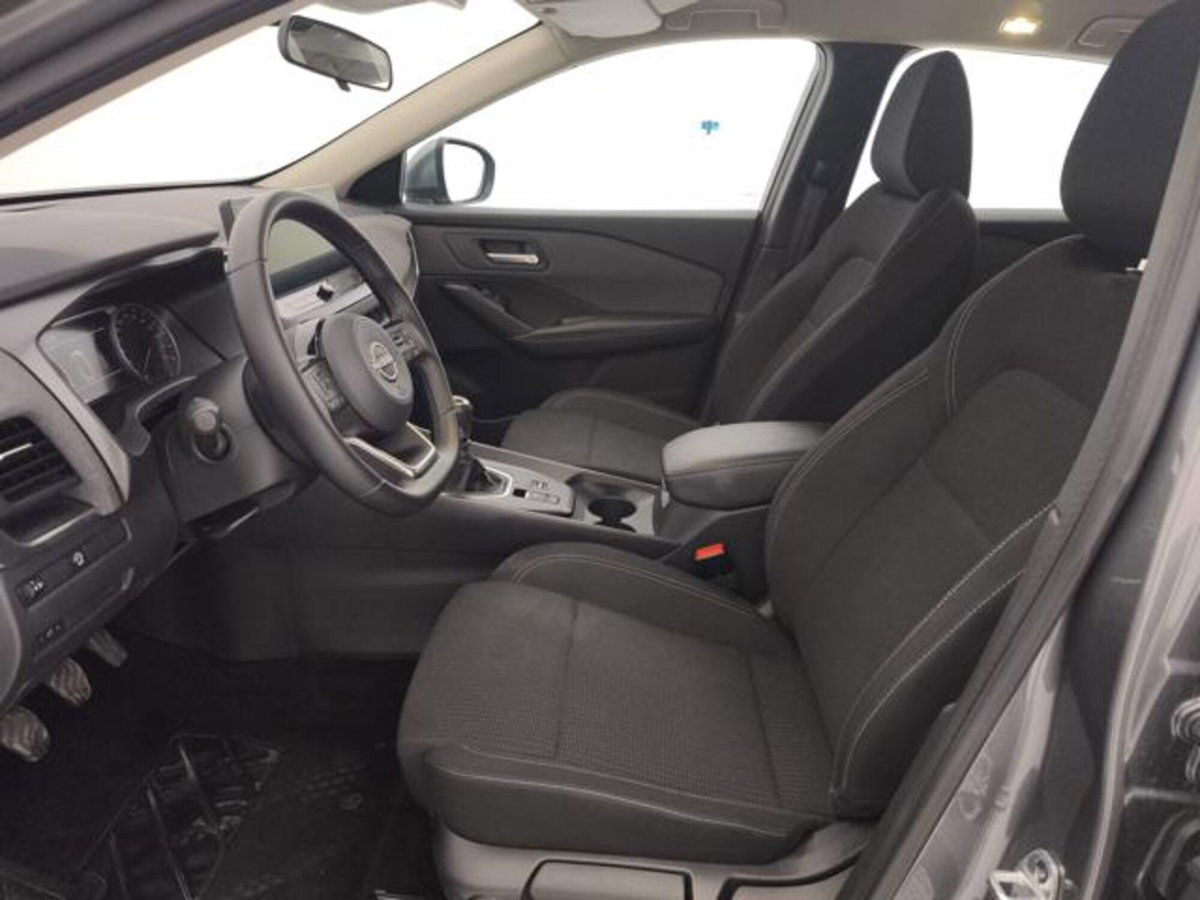 Nissan Qashqai 1.3 mhev Acenta 2wd 140cv (11)