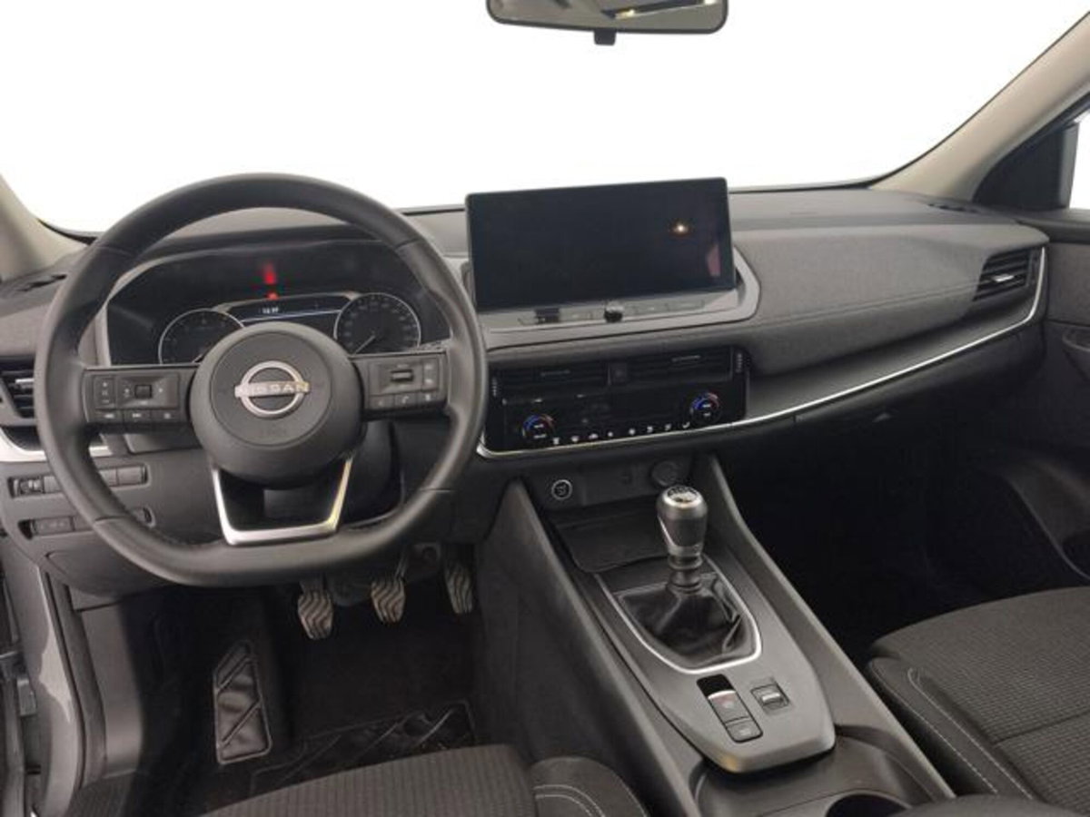 Nissan Qashqai 1.3 mhev Acenta 2wd 140cv (12)