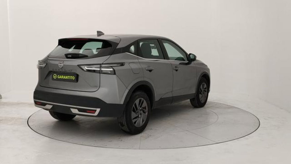 Nissan Qashqai 1.3 mhev Acenta 2wd 140cv (5)