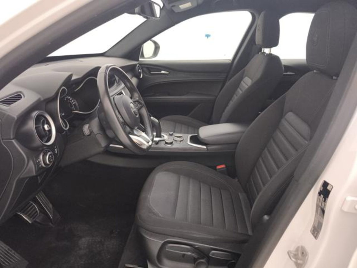 Alfa Romeo Stelvio Stelvio 2.2 Turbodiesel 190 CV AT8 Q4 Super Business (11)