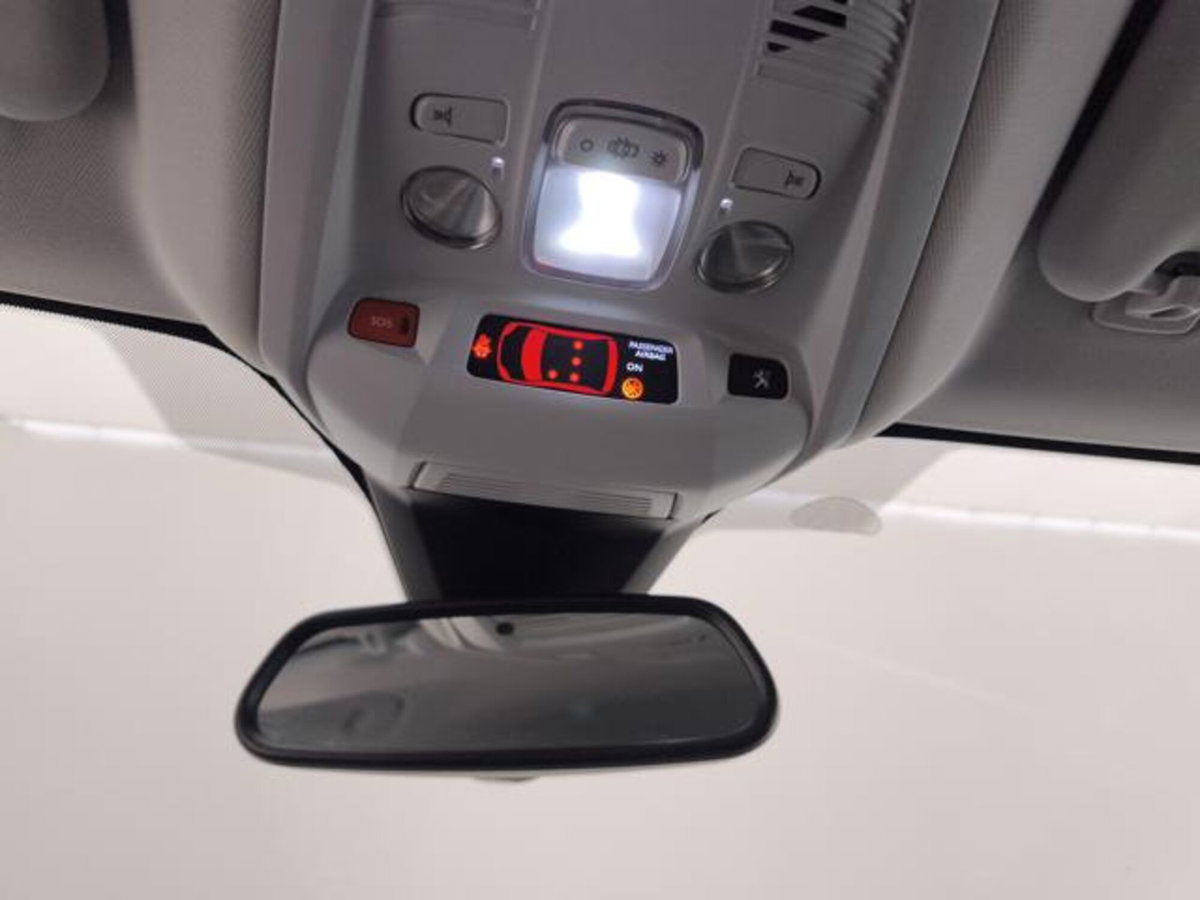 Peugeot 3008 BlueHDi 130 S&S EAT8 Allure Pack (18)