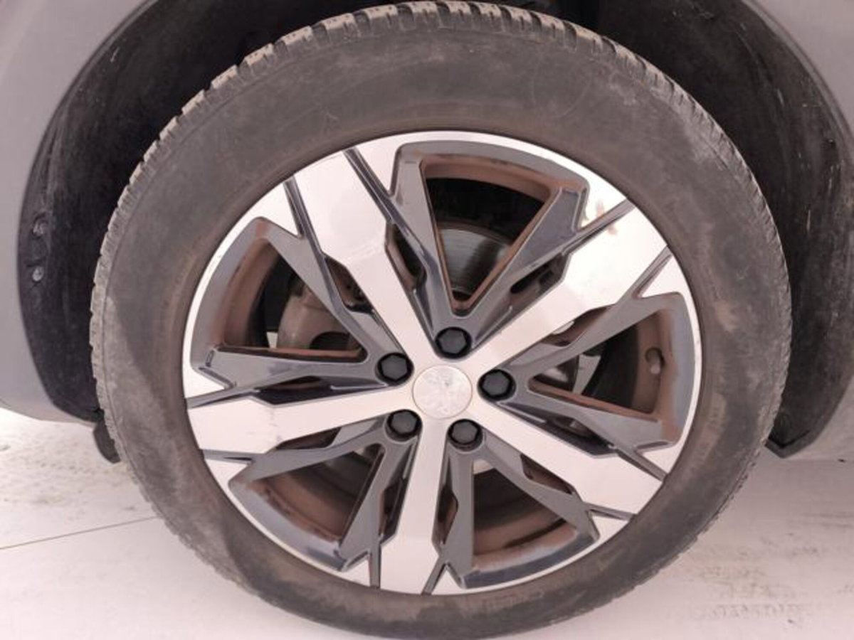 Peugeot 3008 BlueHDi 130 S&S EAT8 Allure Pack (9)
