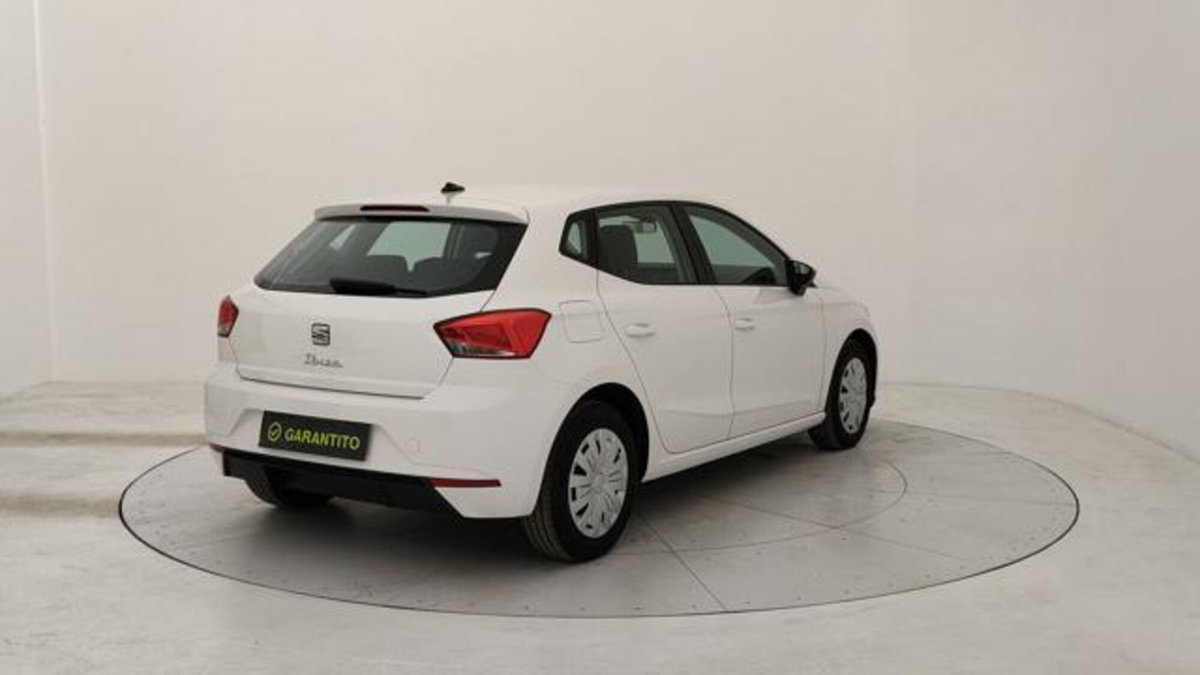 SEAT Ibiza 1.0 TGI 5 porte Reference (5)