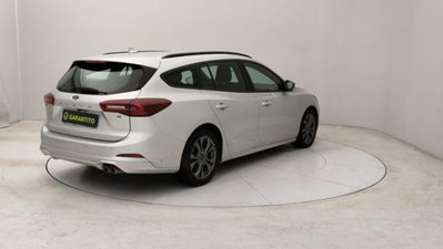Ford Focus Station Wagon 1.0 EcoBoost Hybrid 125CV Powershift SW ST-Line Design (5)