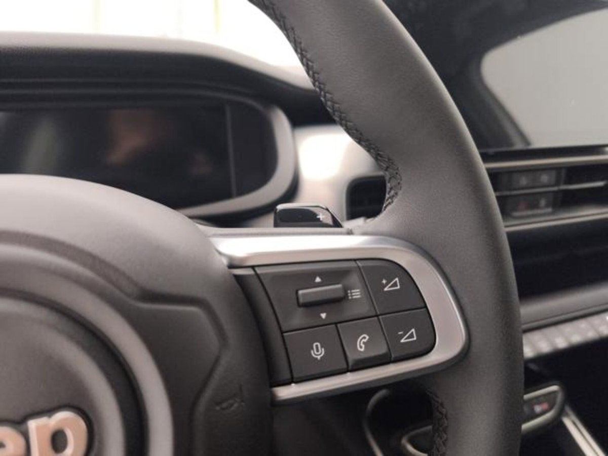 Jeep Avenger 1.2 turbo e-hybrid mhev Altitude fwd 110cv edct6 (14)
