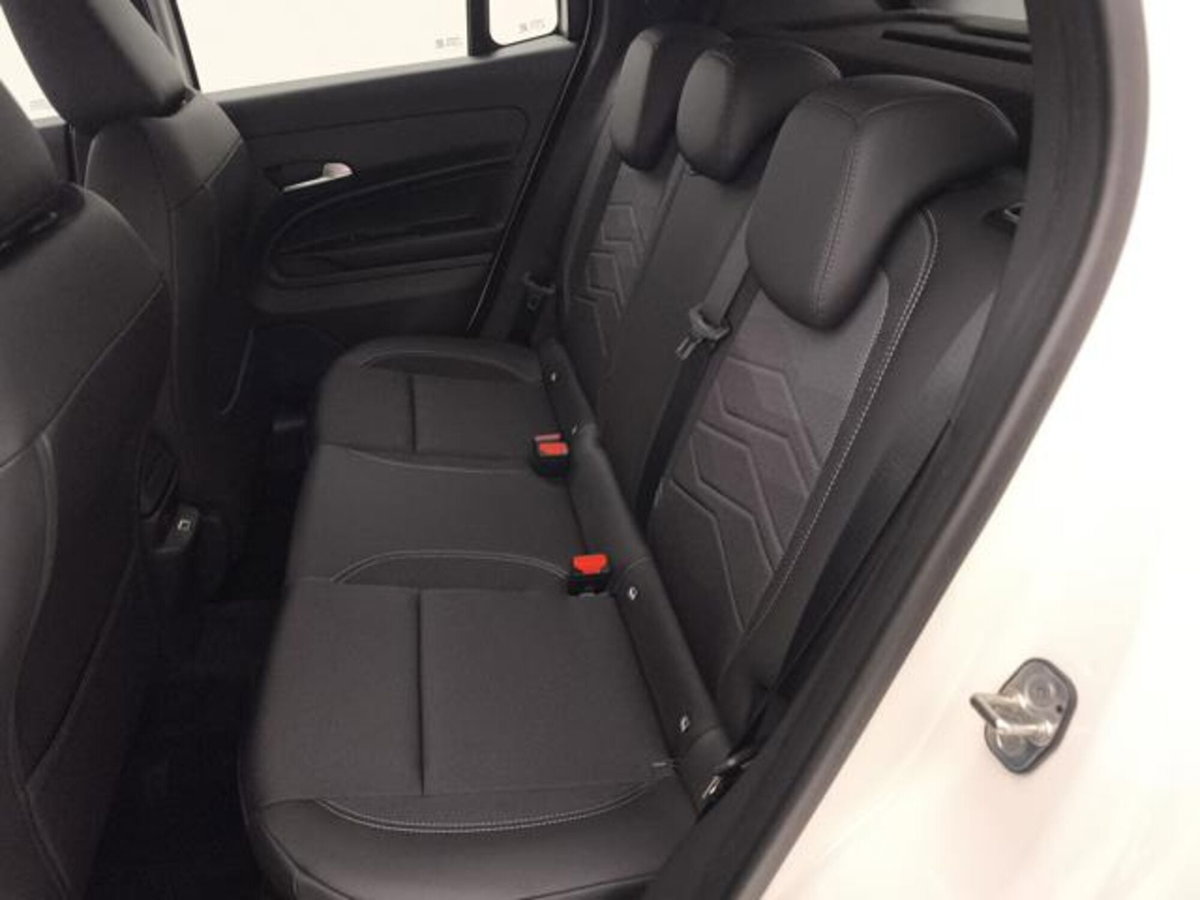Jeep Avenger 1.2 turbo e-hybrid mhev Altitude fwd 110cv edct6 (20)