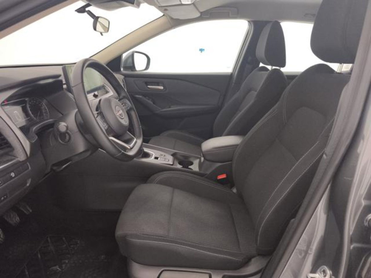 Nissan Qashqai 1.3 mhev Acenta 2wd 140cv (11)