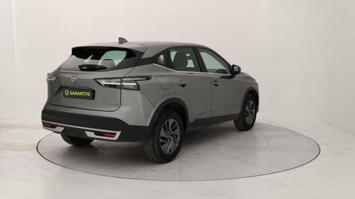 Nissan Qashqai 1.3 mhev Acenta 2wd 140cv (5)
