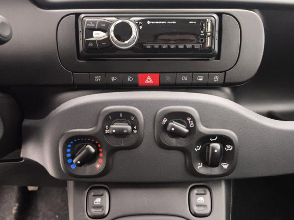 Fiat Panda 1.0 firefly hybrid Pop s&s 70cv (14)