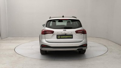 Ford Focus 1.0t ecoboost h 125cv (4)