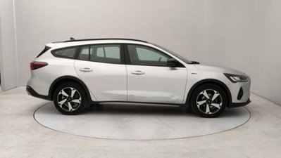 Ford Focus 1.0t ecoboost h 125cv (6)