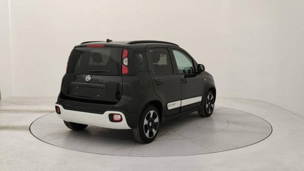 Fiat Panda Cross 1.0 firefly hybrid Cross s&s 70cv 5p.ti (5)