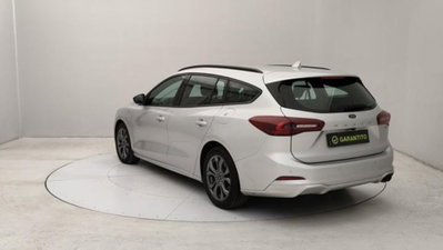Ford Focus Station Wagon 1.0 EcoBoost Hybrid 125CV Powershift SW ST-Line Design (3)