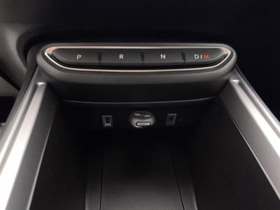 Jeep Avenger 1.2 turbo e-hybrid mhev Altitude fwd 110cv edct6 (15)