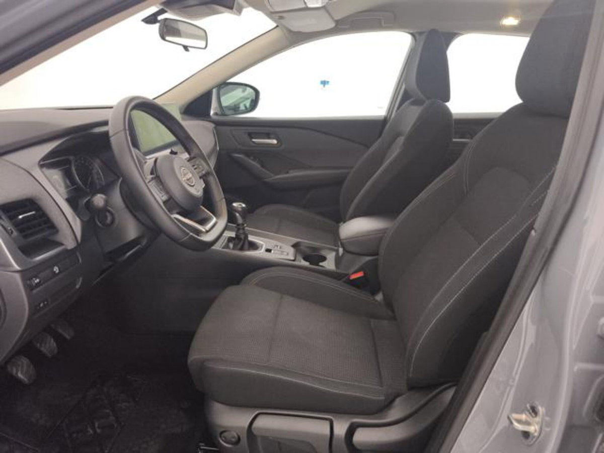 Nissan Qashqai 1.3 mhev Acenta 2wd 140cv (11)