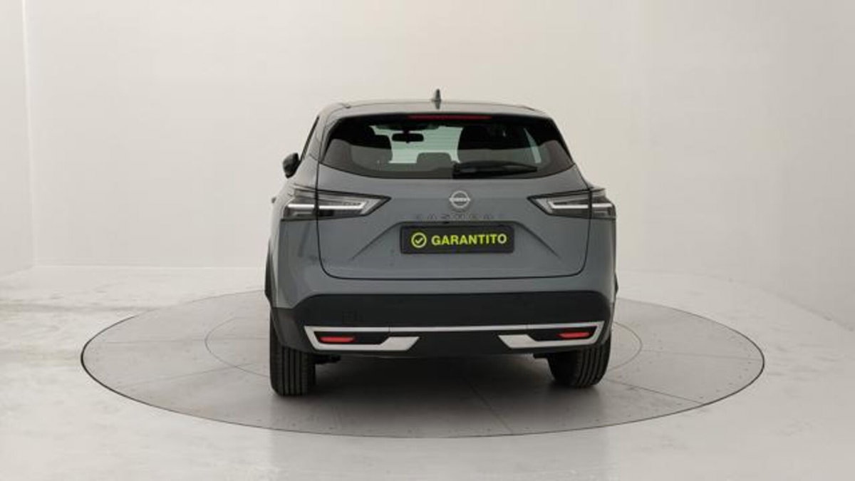 Nissan Qashqai 1.3 mhev Acenta 2wd 140cv (4)