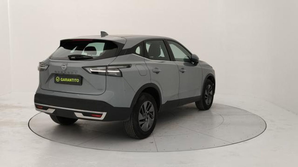 Nissan Qashqai 1.3 mhev Acenta 2wd 140cv (5)