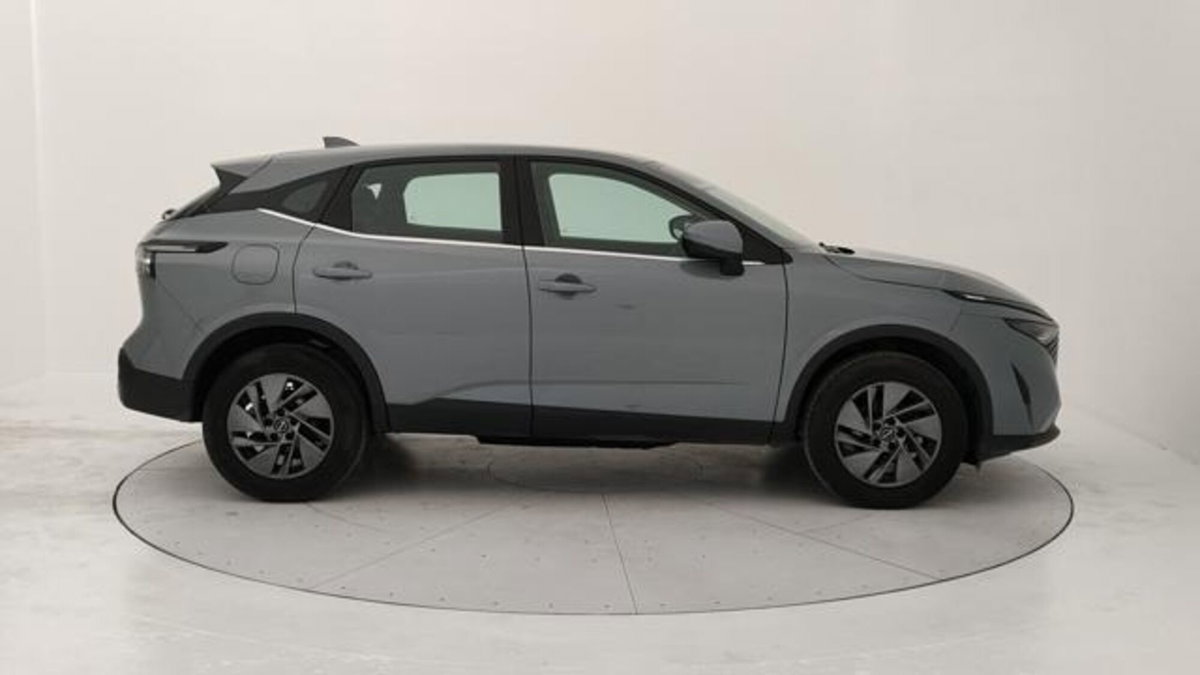Nissan Qashqai 1.3 mhev Acenta 2wd 140cv (6)