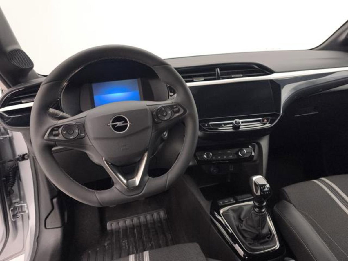 Opel Corsa 1.2 GS s&s 100cv (12)