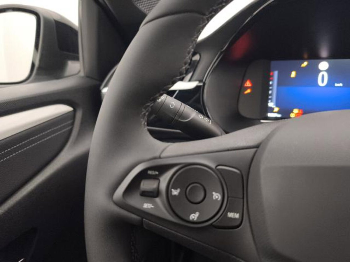 Opel Corsa 1.2 GS s&s 100cv (14)