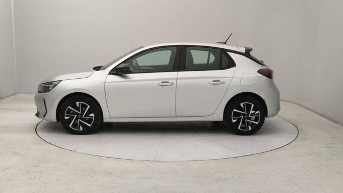Opel Corsa 1.2 GS s&s 100cv (2)