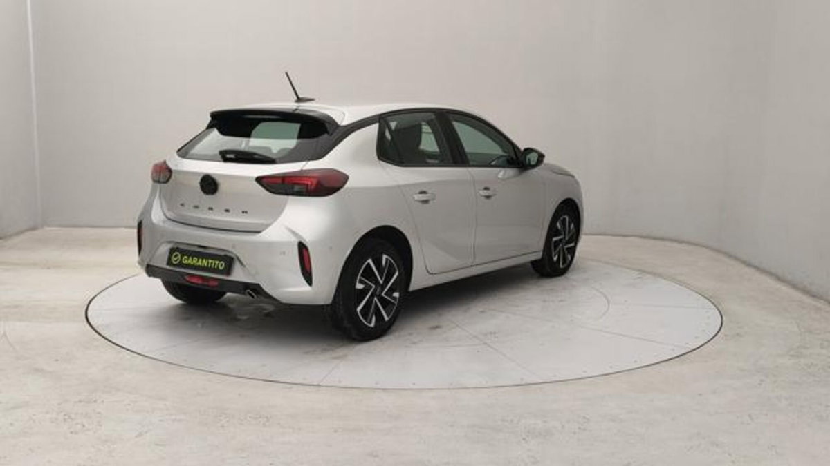 Opel Corsa 1.2 GS s&s 100cv (5)