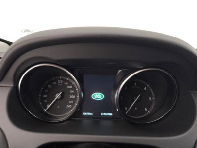 Land Rover Discovery Sport 2.0 TD4 180 CV HSE Luxury (13)