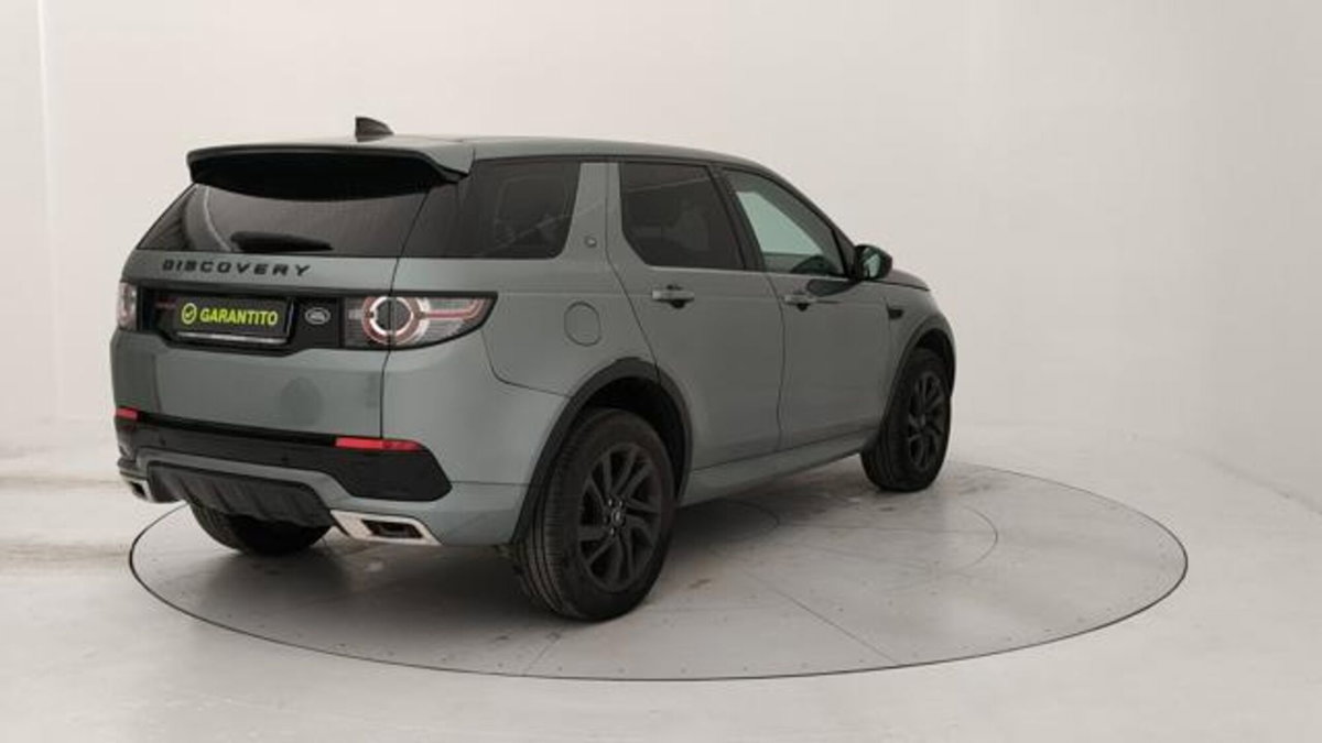 Land Rover Discovery Sport 2.0 TD4 180 CV HSE Luxury (5)