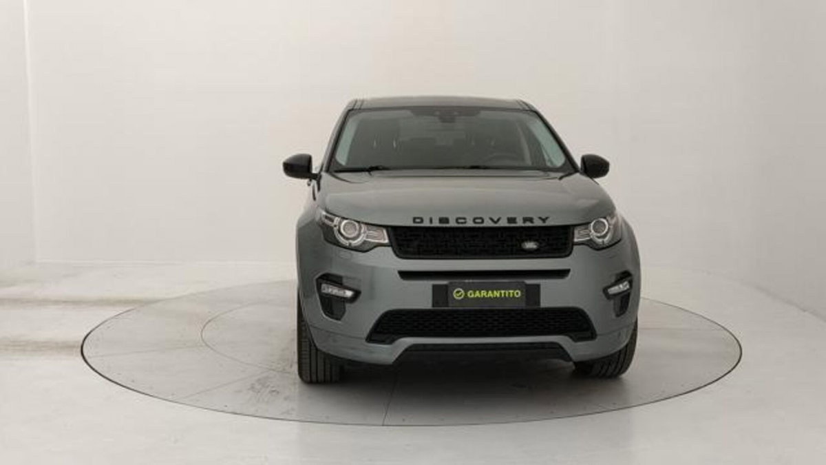 Land Rover Discovery Sport 2.0 TD4 180 CV HSE Luxury (8)