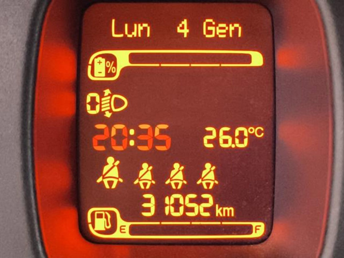Fiat Panda Cross 1.0 firefly hybrid Cross s&s 70cv 5p.ti (13)