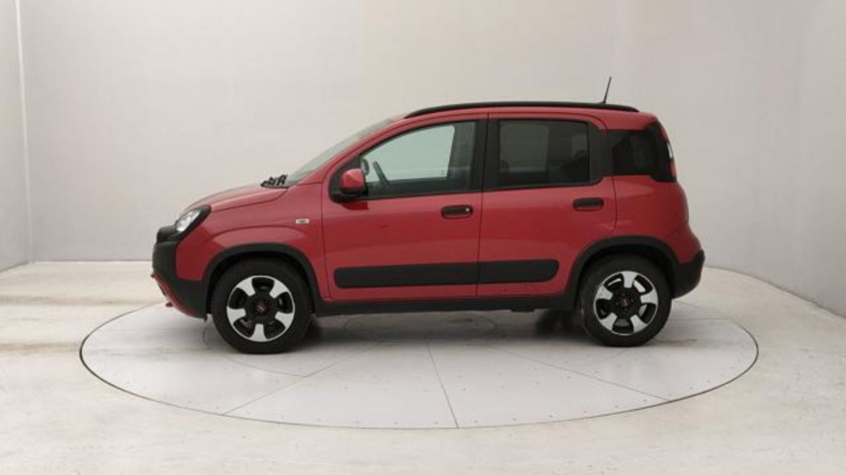 Fiat Panda Cross 1.0 firefly hybrid Cross s&s 70cv 5p.ti (2)