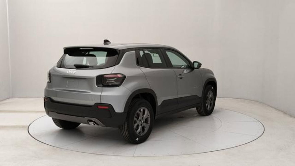 Jeep Avenger 1.2 turbo e-hybrid mhev Longitude fwd 110cv edct6 (5)