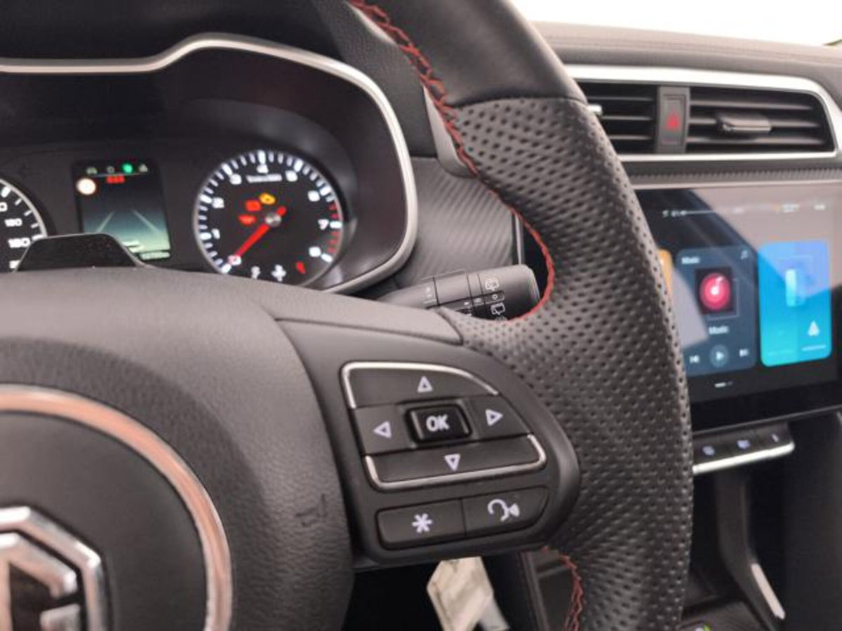 Mg ZS 1.5 Comfort (15)