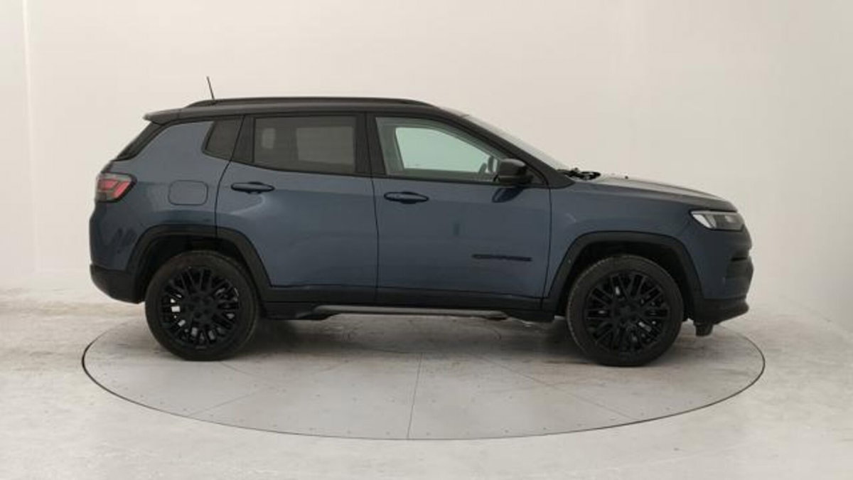Jeep Compass 1.3 turbo t4 phev Trailhawk 4xe auto (6)