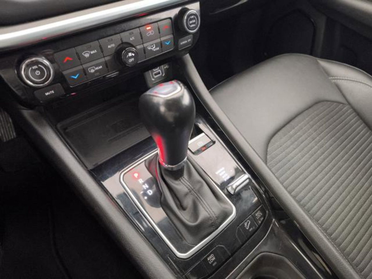 Jeep Compass 1.3 turbo t4 phev Altitude 4xe auto (16)