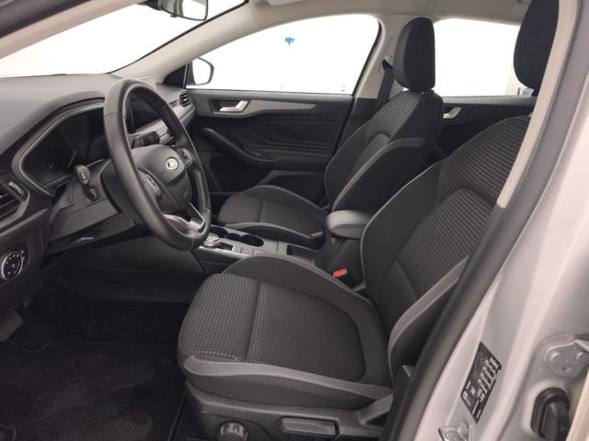 Ford Focus Station Wagon 1.5 EcoBlue 120 CV automatico SW Business (11)
