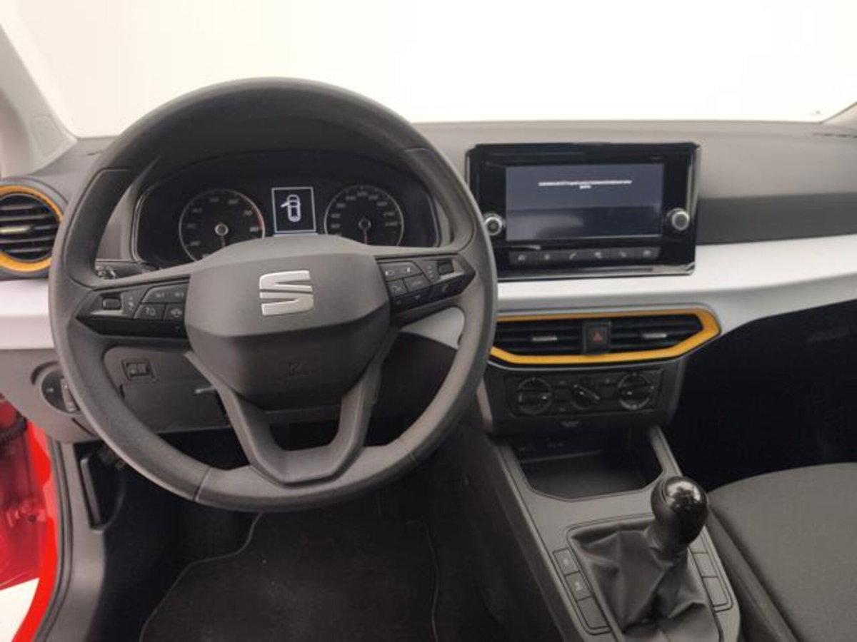 SEAT Ibiza 1.0 TGI 5 porte Reference (12)