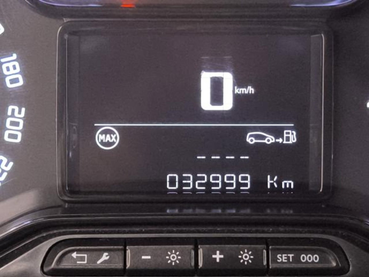 Citroen C3 Aircross 1.2 puretech Max s&s 110cv (13)