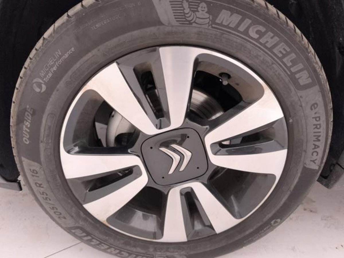 Citroen C3 Aircross 1.2 puretech Max s&s 110cv (9)