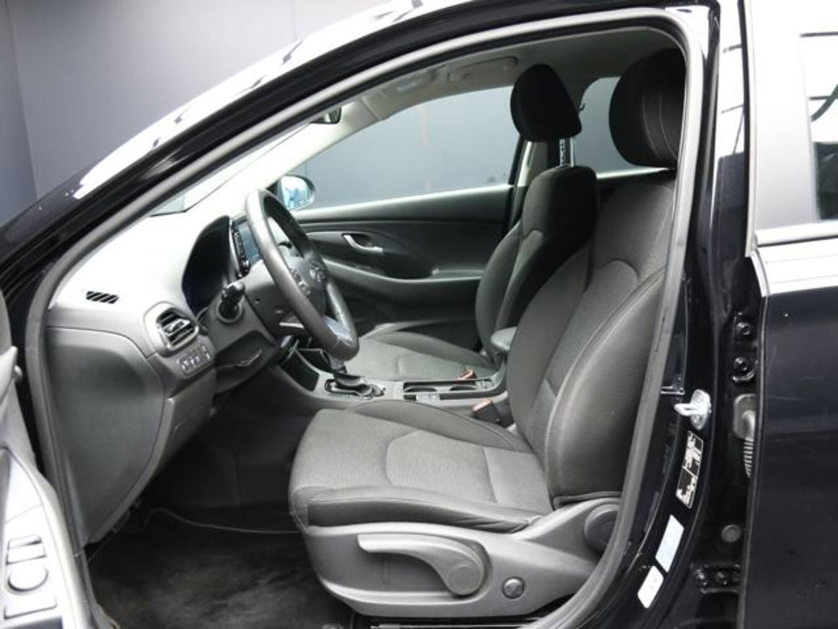 Hyundai i30 Station Wagon 1.6 CRDi 136 CV 48V DCT Prime (9)