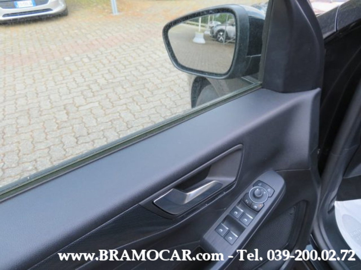 Ford Kuga 2.0 EcoBlue 120 CV aut. 2WD ST-Line X (11)