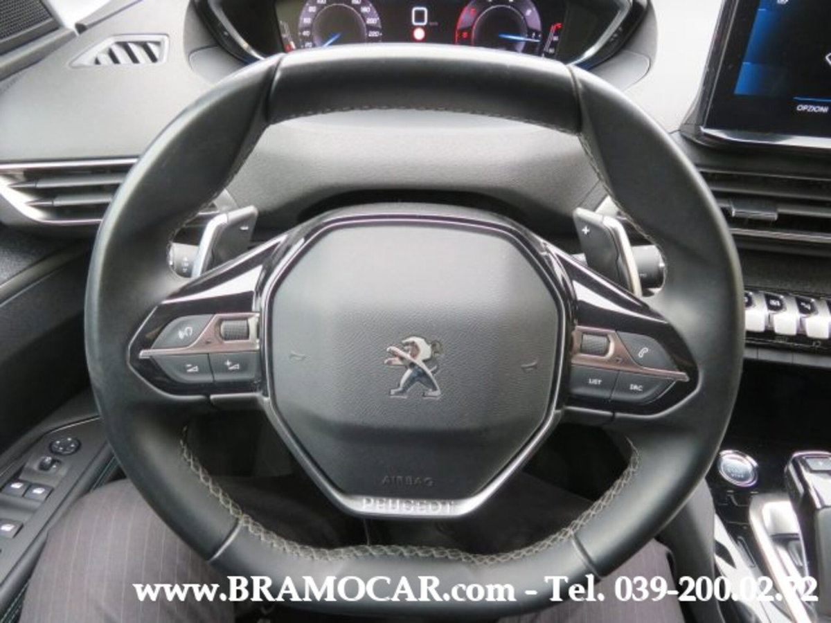 Peugeot 3008 BlueHDi 130 S&S EAT8 Allure Pack (17)