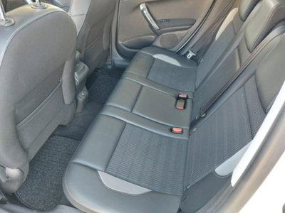 Peugeot 2008 Turbo 110 EAT6 S&S Allure (16)