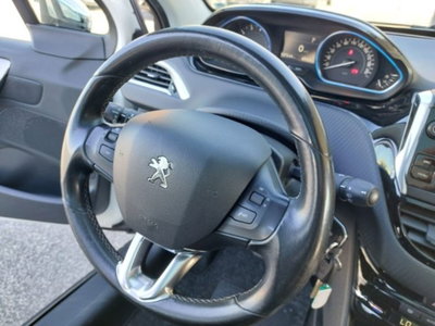 Peugeot 2008 Turbo 110 EAT6 S&S Allure (19)