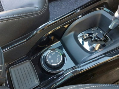 Peugeot 2008 Turbo 110 EAT6 S&S Allure (9)