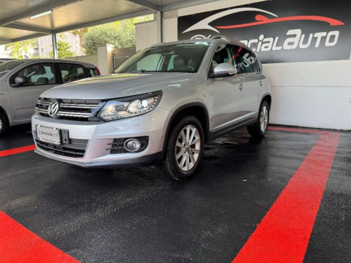Volkswagen Tiguan 2.0 TDI 140 CV 4MOTION Track & Style (12)